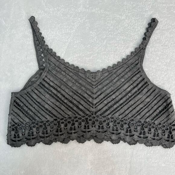 Pol Lace Bralette Crop Top Crochet Gray Size M/L Whimsygoth Boho Scalloped Hem - Picture 4 of 6